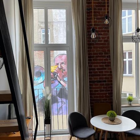 우치 Urokliwy Loft W Ncl Kamienica Vabank 34 아파트 외부 사진